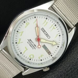 Vintage 1982 Seiko Automatic Mens Silver Watch W/daydate & Red accents